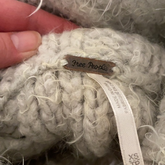 Free People Taupe Chunky, Oversized Sweater - Picture 4 of 10